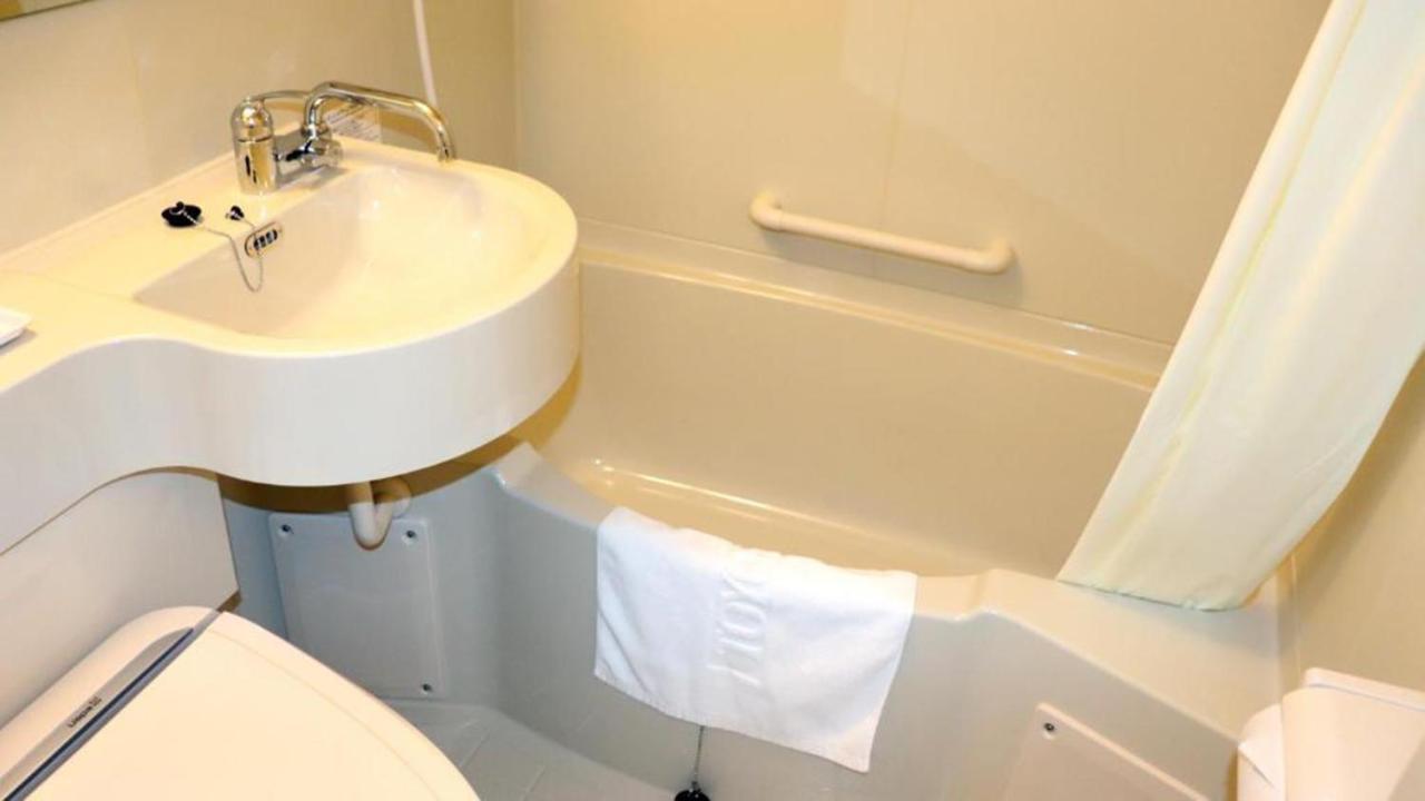 Toyoko Inn Misato-Chuo Ekimae Misato  Extérieur photo